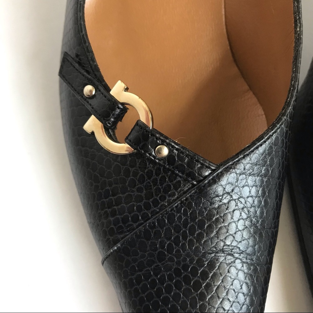 Salvatore Ferragamo Black Snakeskin Leather and Classic Gancini Logo Heel 8 - Picture 3 of 11